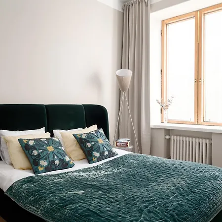 Beautiful 3 Bedroom 170m2 With Sauna In Toeoeloe * Helsingfors