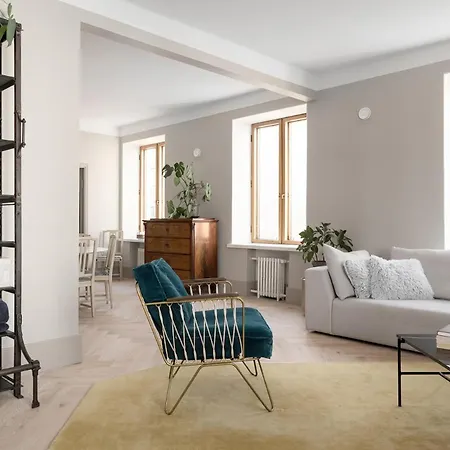 Apartamento Beautiful 3 Bedroom 170m2 With Sauna In Toeoeloe *