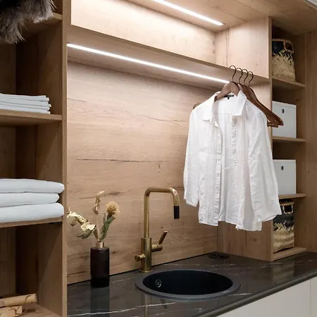 Appartement Beautiful 3 Bedroom 170m2 With Sauna In Toeoeloe *
